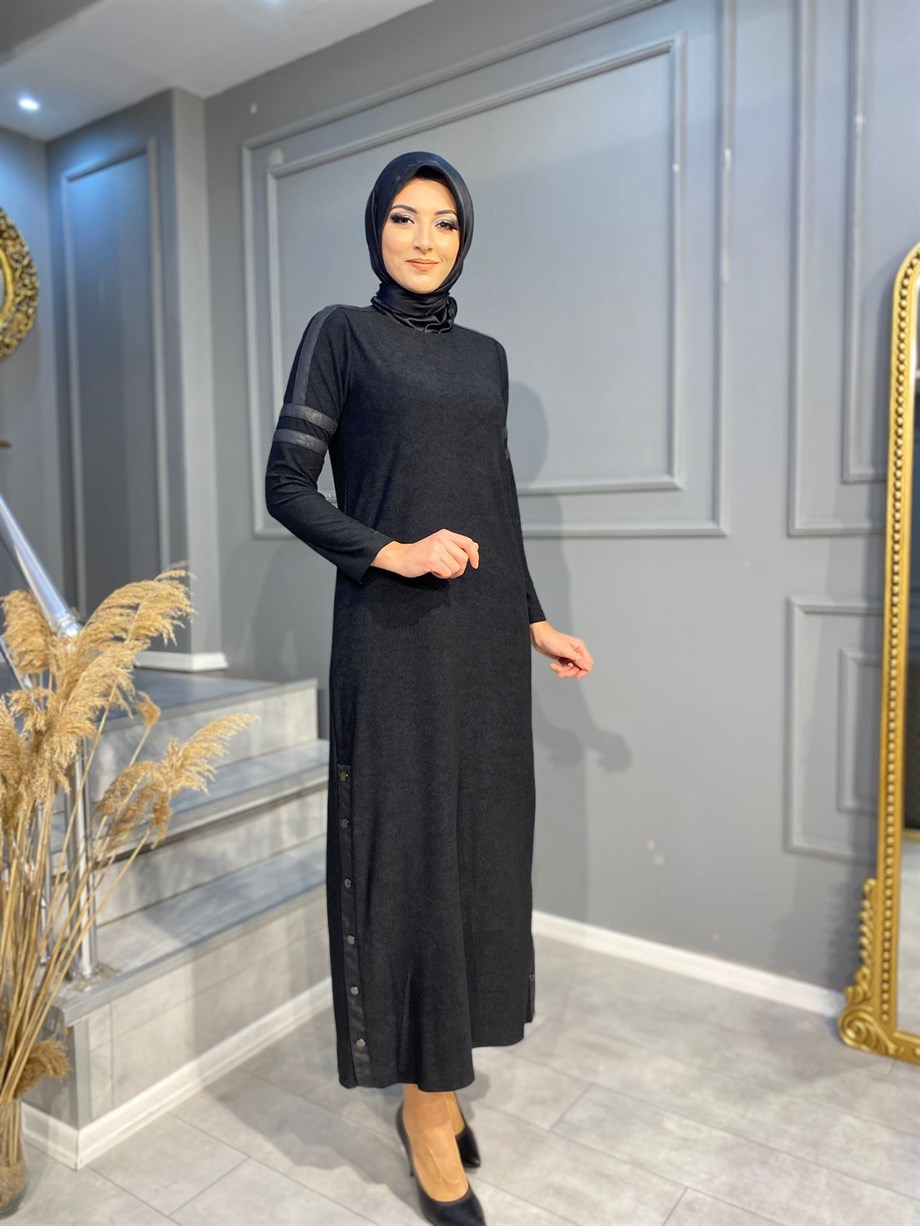 NEVON 21Y3074 ÖZEL KOLEKSİYON DERİ VE DÜĞME DETAYLI TRİKO ELBİAE MODELİMİZ
