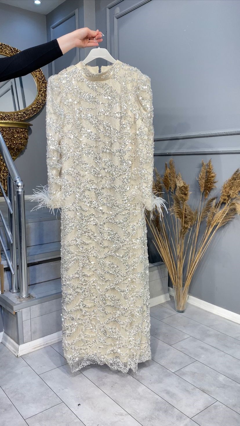 NEVON 654 KOMPLE PUL PAYET İŞLEMELİ KOLU TÜY DETAYLI ABİYE 