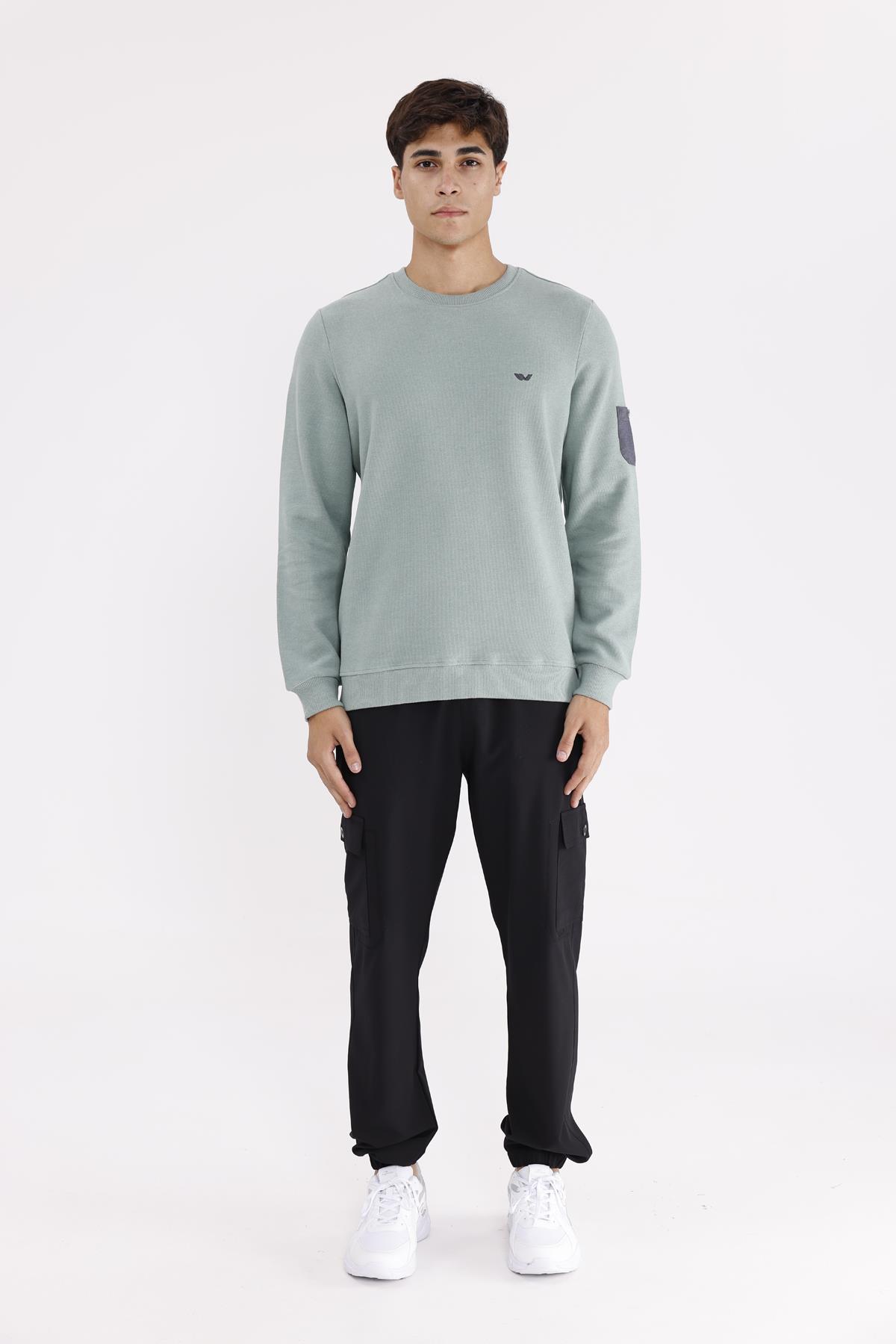 Selanik Dokulu Yumuşak Tutuşlu Rahat Kalıp Sade Tasarım Uzun Kollu Sweatshirt