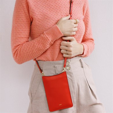 Askılı Deri Telefon Çantası Kırmızı