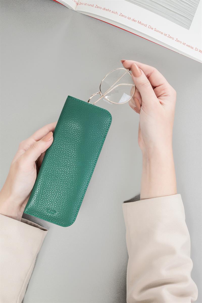 Deri Gözlük Kılıfı Zümrüt Yeşil