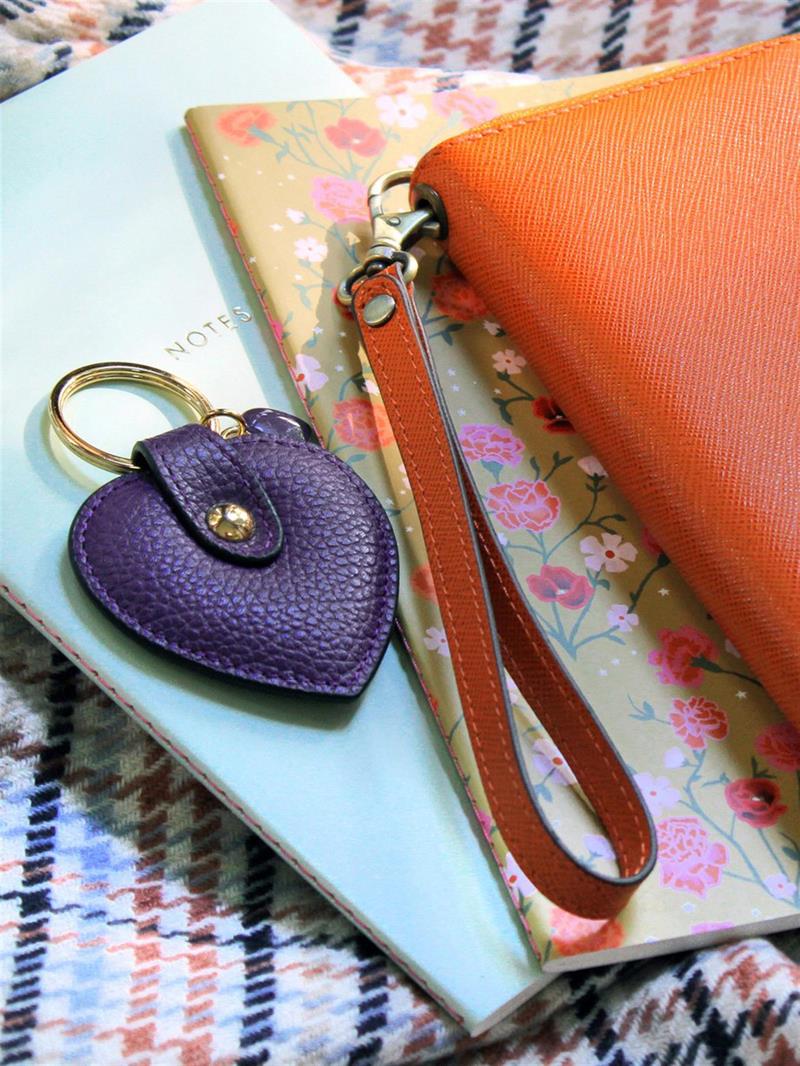 Deri Kalp Anahtarlık Mor