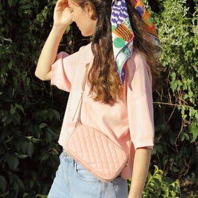 Kapitone Desenli Askılı Deri Çanta Açık Somon Pembe