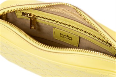 Kapitone Desenli Askılı Deri Çanta Açık Sarı