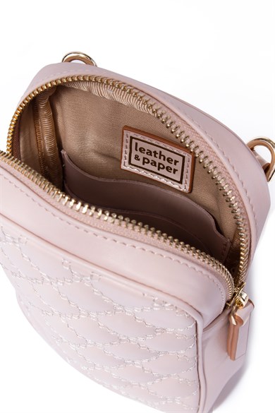 Kapitone Desenli Askılı Deri Telefon Çantası Açık Krem