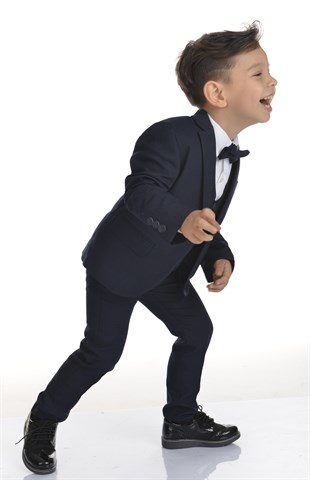 Lacivert Yelekli Papyonlu Erkek Çocuk Takım Elbise