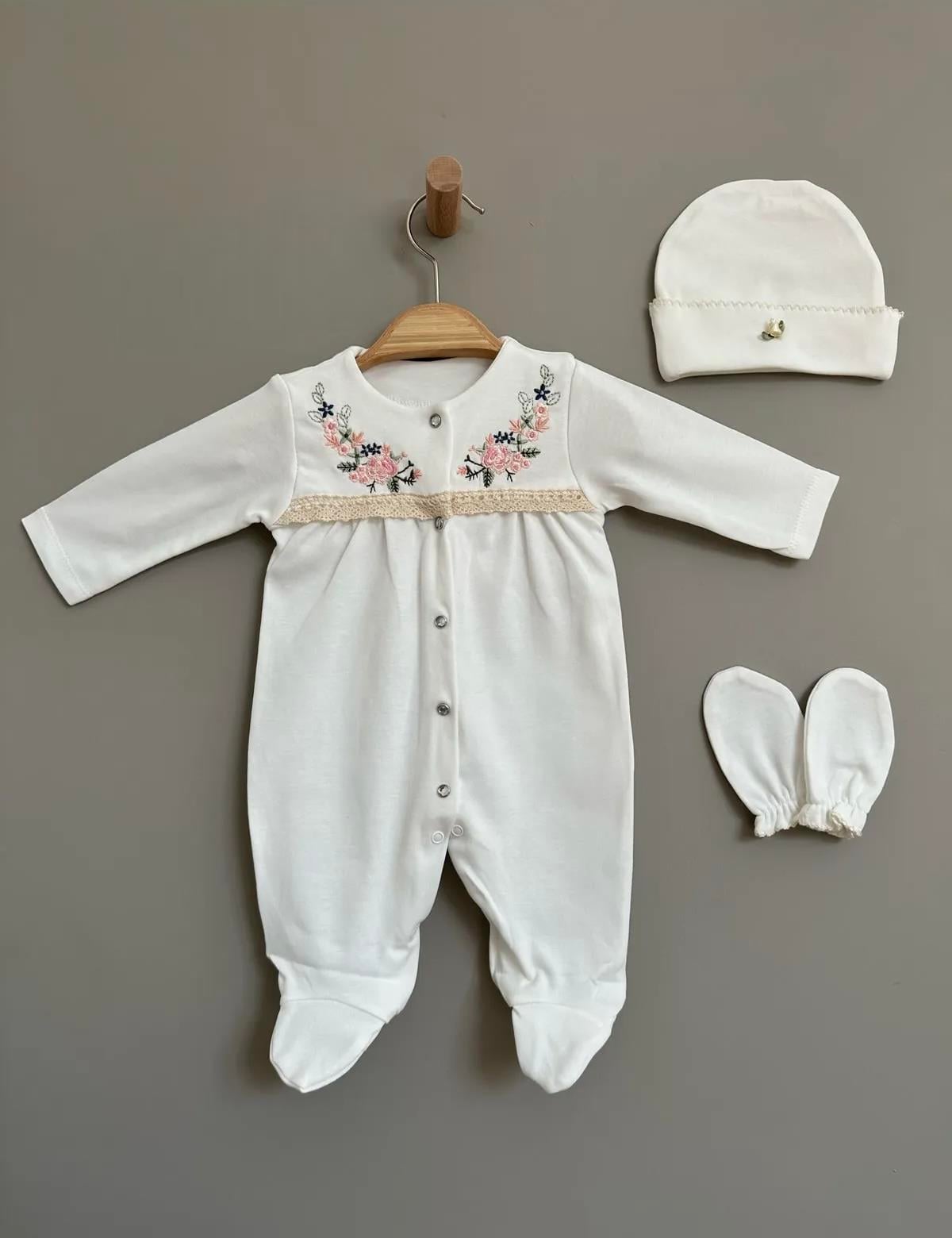Çiçek Nakışlı Kroşetalı 3 Parça Kız Bebek Tulum