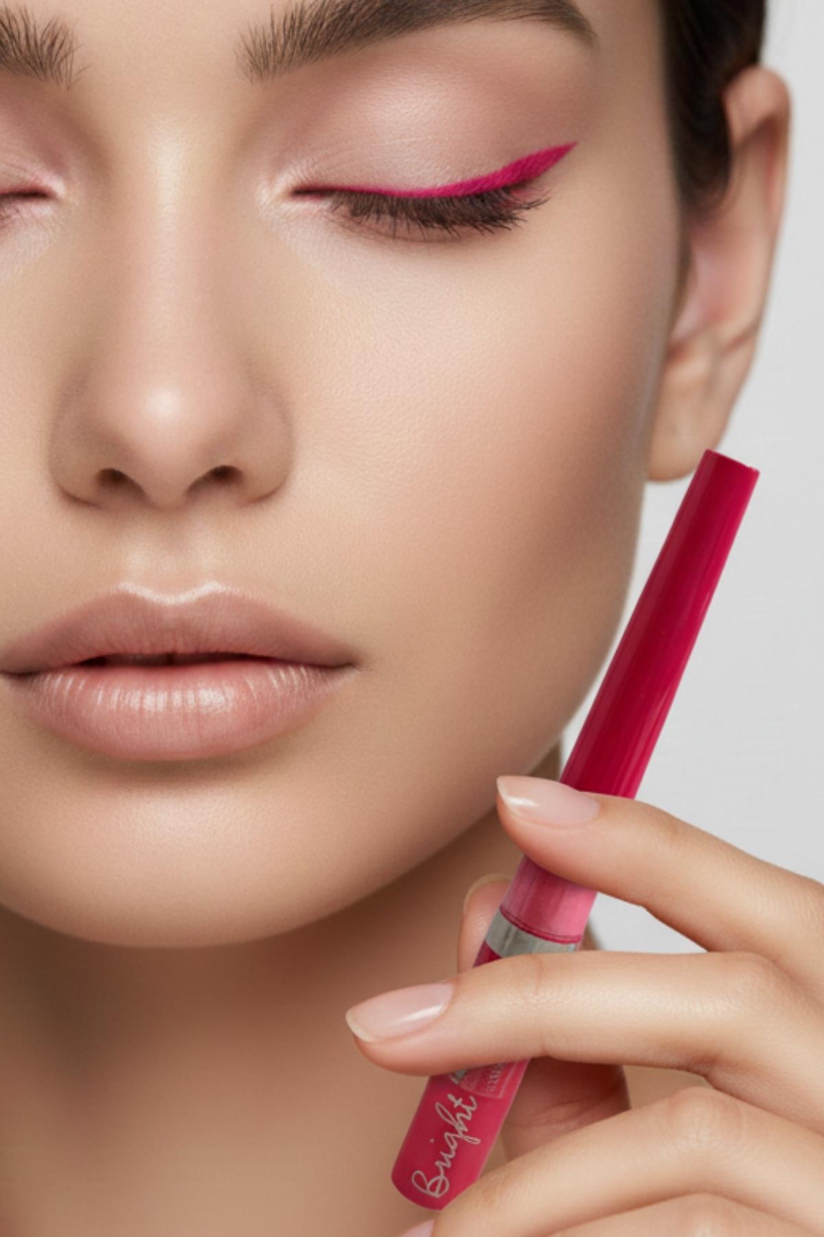 Kadın Makyaj 9`lu Suya Dayanıklı Renkli Mat Eyeliner