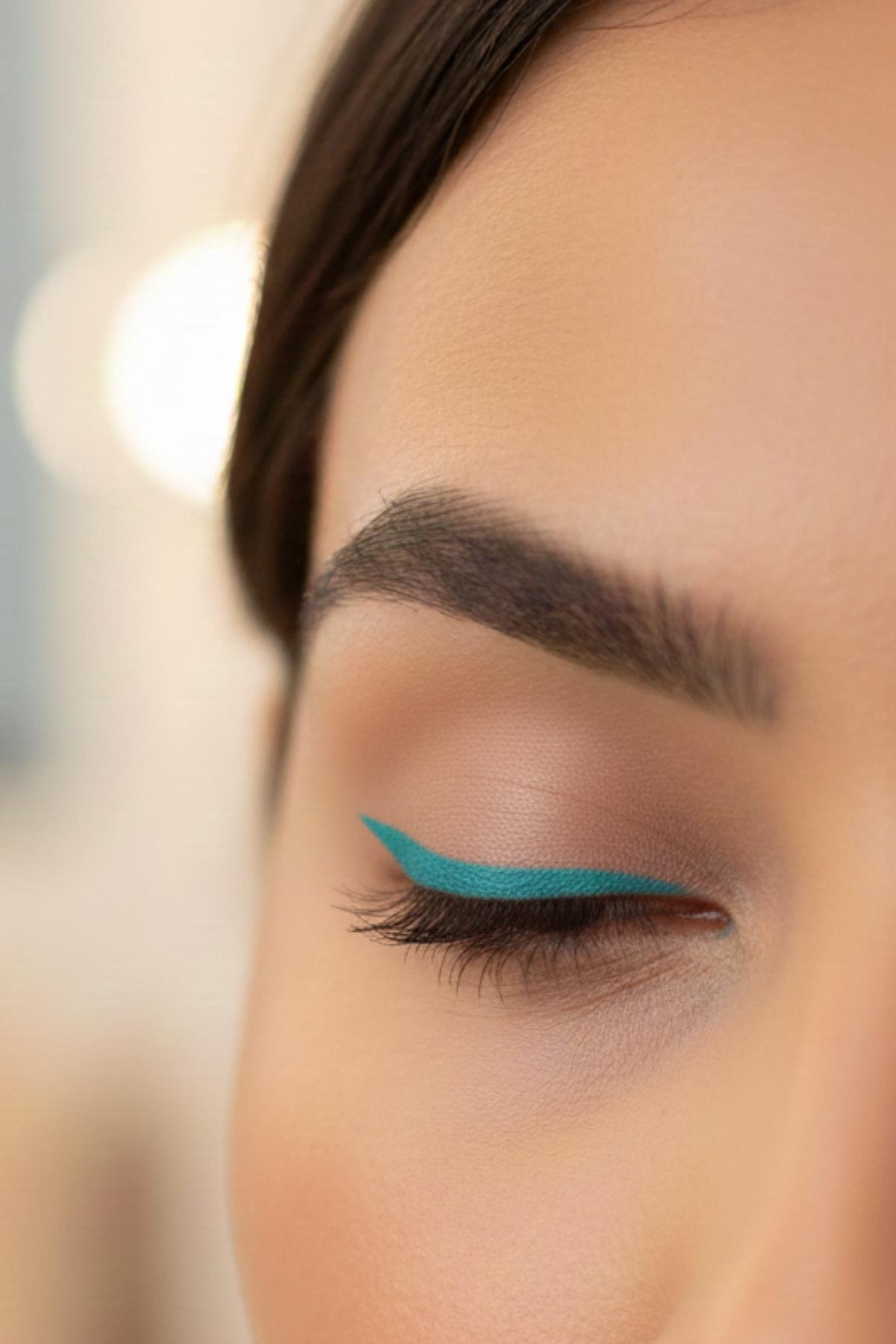 Kadın Makyaj 9`lu Suya Dayanıklı Renkli Mat Eyeliner