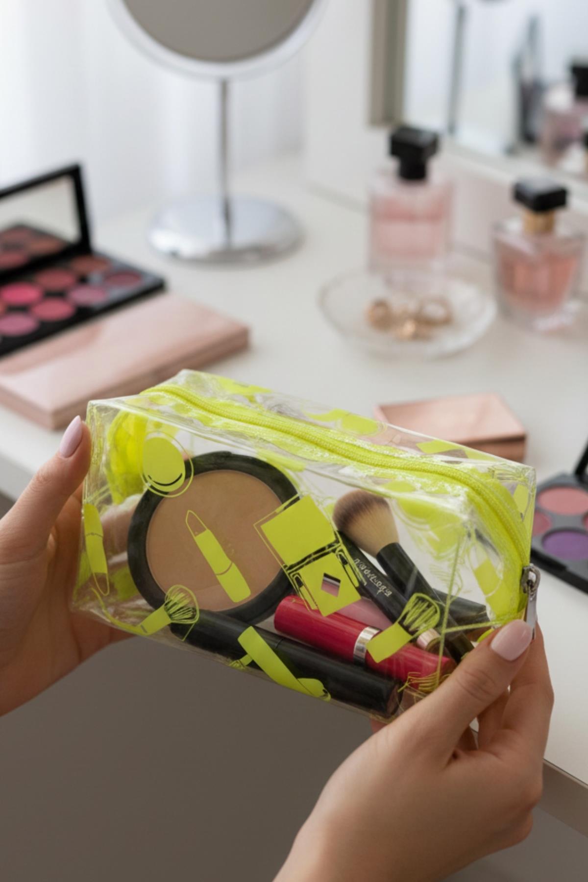 Su Geçirmez Desenli Pvc Makyaj ve Organizer Düzenleyici Seyahat Çantası