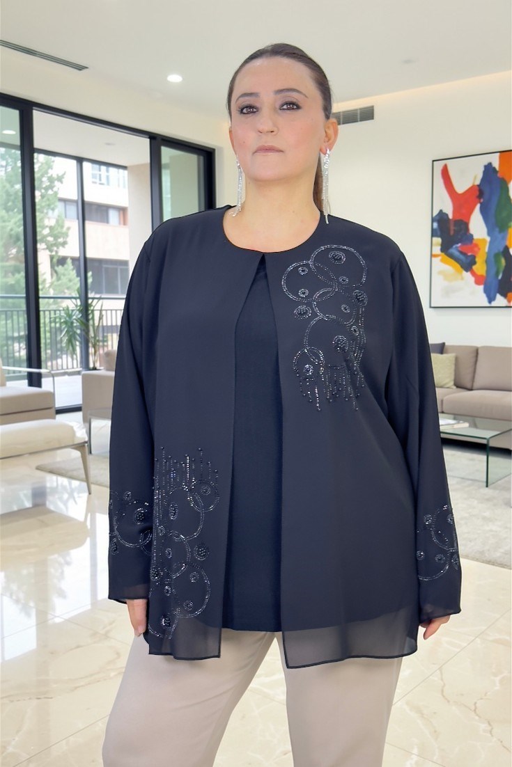İÇİ SANDY KUMAŞ DIŞI TAŞ İŞLEMELİ ŞİFON BÜYÜK BEDEN KADIN İKİLİ BLUZ