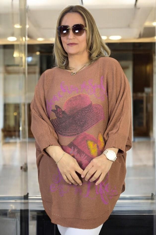 ŞAPKA DESENLİ KAYIK YAKA CEPLİ OVAL KESİM BÜYÜK BEDEN İTALYAN MERSERİZE BLUZ KAZAK.