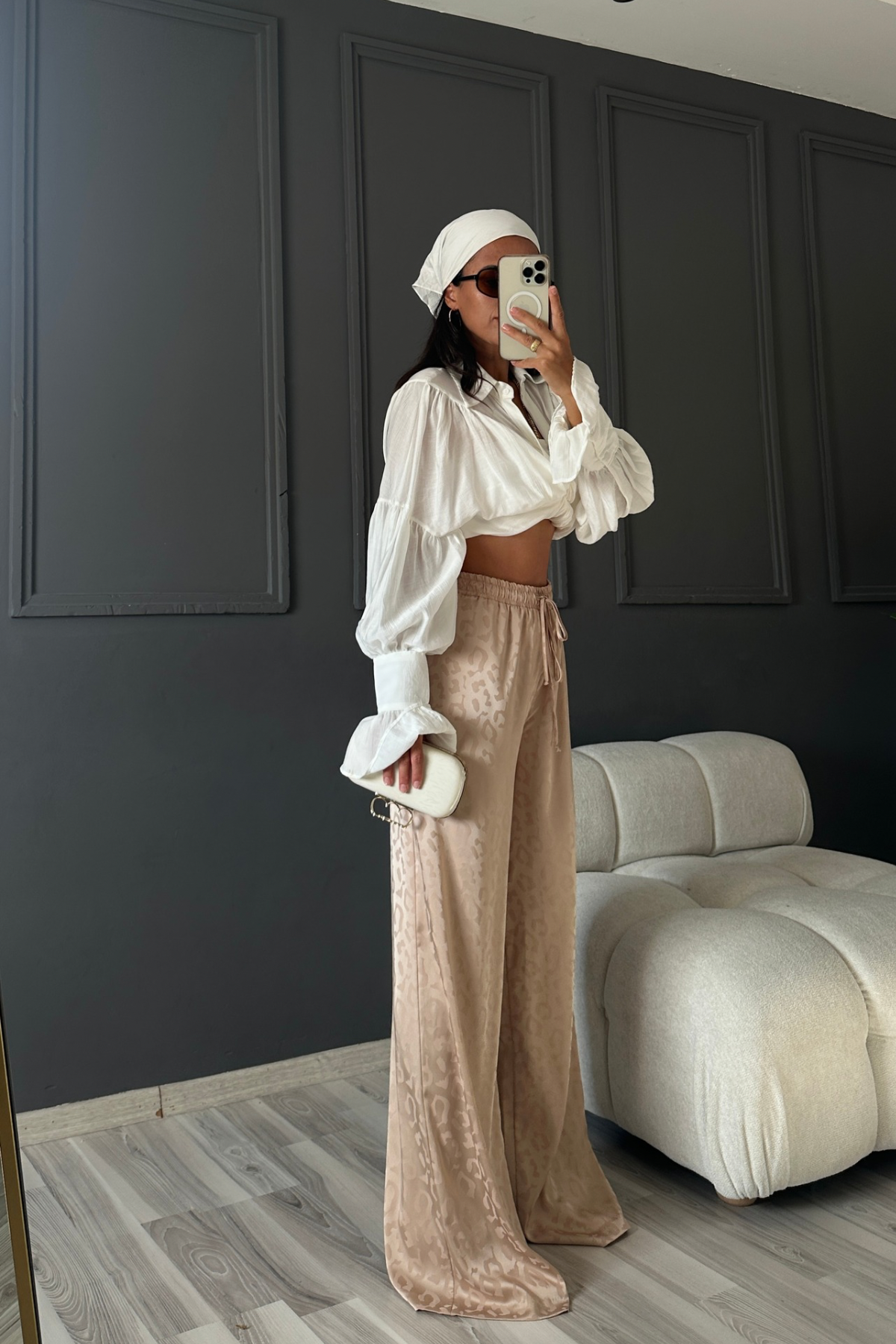 Bej Saten Bailey Pantolon