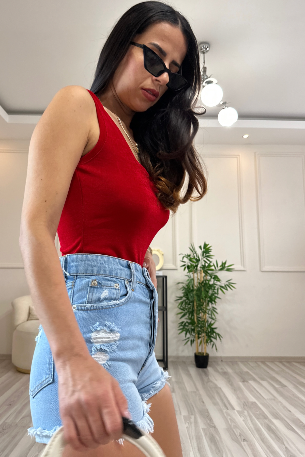 Kırmızı Likralı Bodysuit