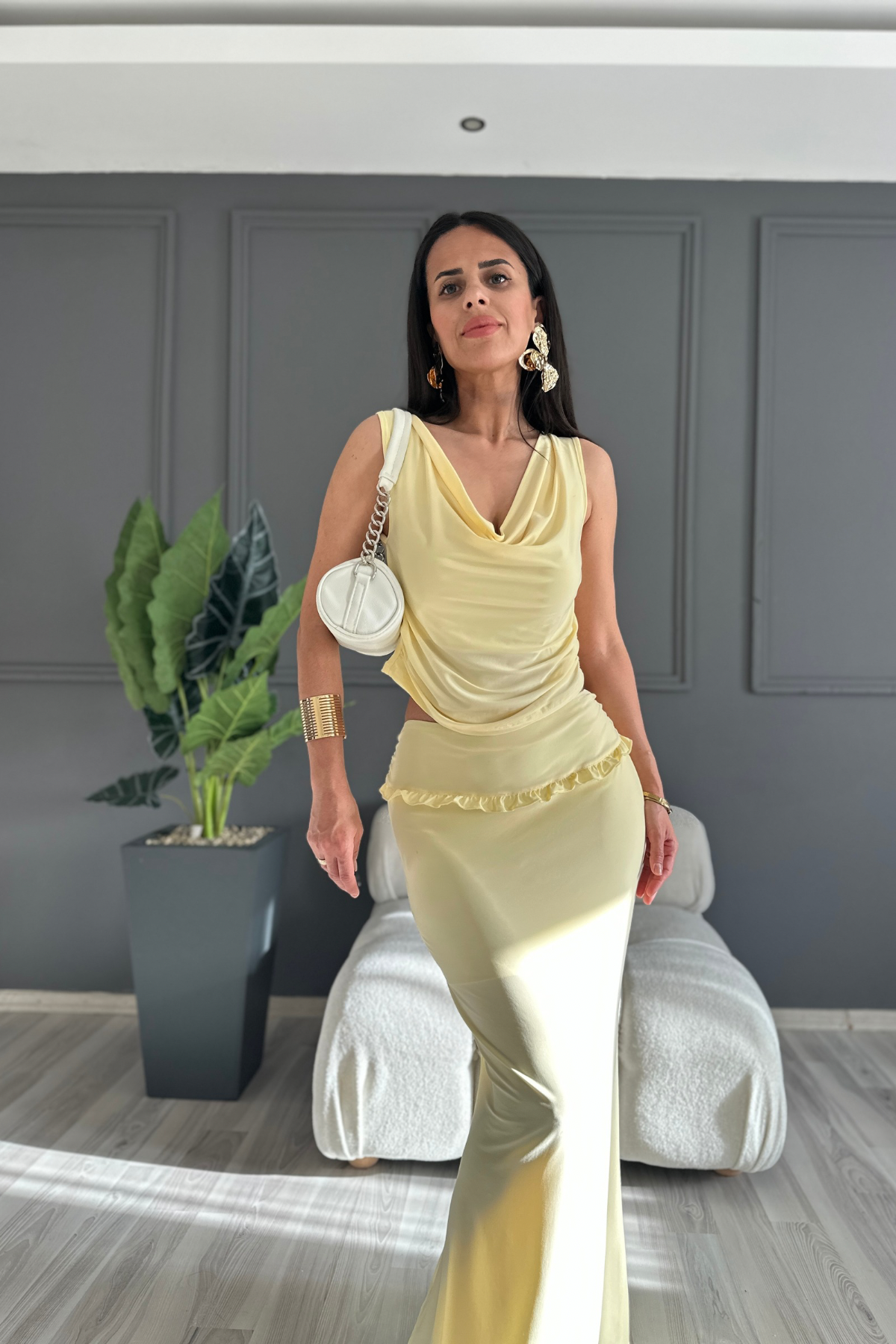 Sarı Degaje Yaka Katlama Bel Detay Etek Takım