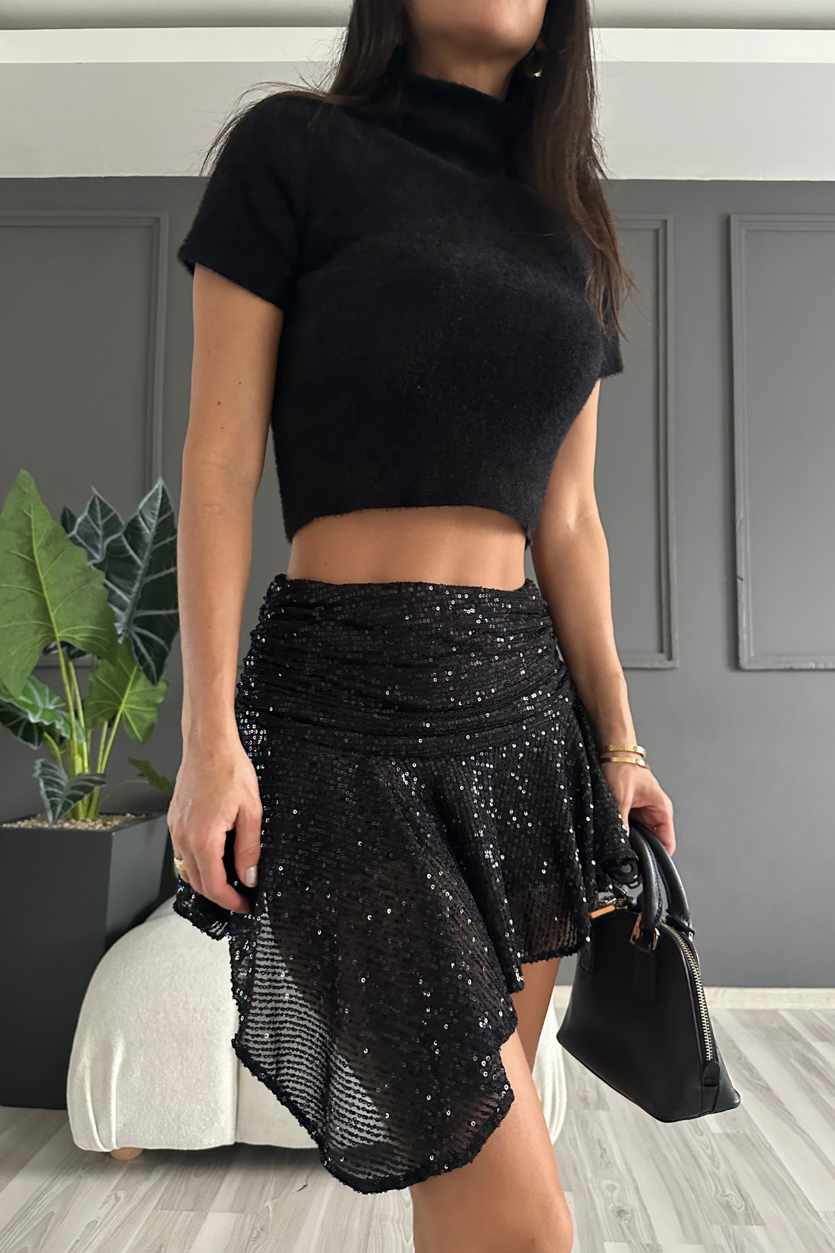 Siyah Payetli Asimetrik Şort Etek