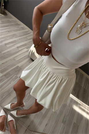 Beyaz Likralı Balon Şort Etek