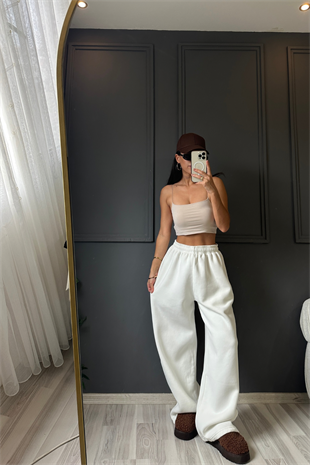 Beyaz Oversize Eşofman