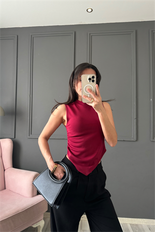 Bordo Asimetrik Kolsuz Bluz