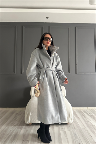 Gold Detaylı Gri Kaşe Kaban