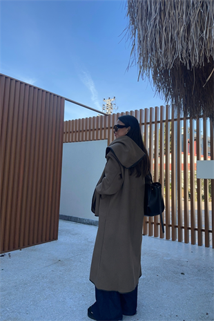 Haki Atkılı Kaşe Kaban