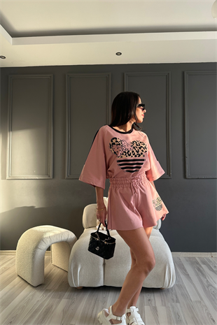 Pembe Siyah Şeritli Takım