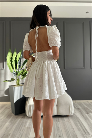 Premium Sırtı Açık Brode Beyaz Elbise