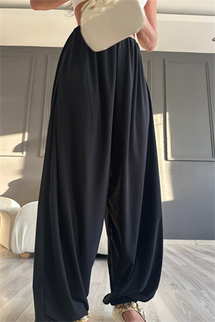 Siyah Dökümlü Balon Pantolon 