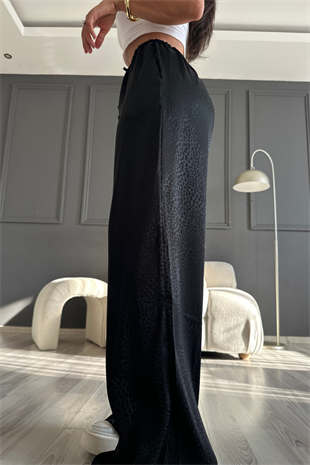 Siyah Fırfır Bel Pantolon