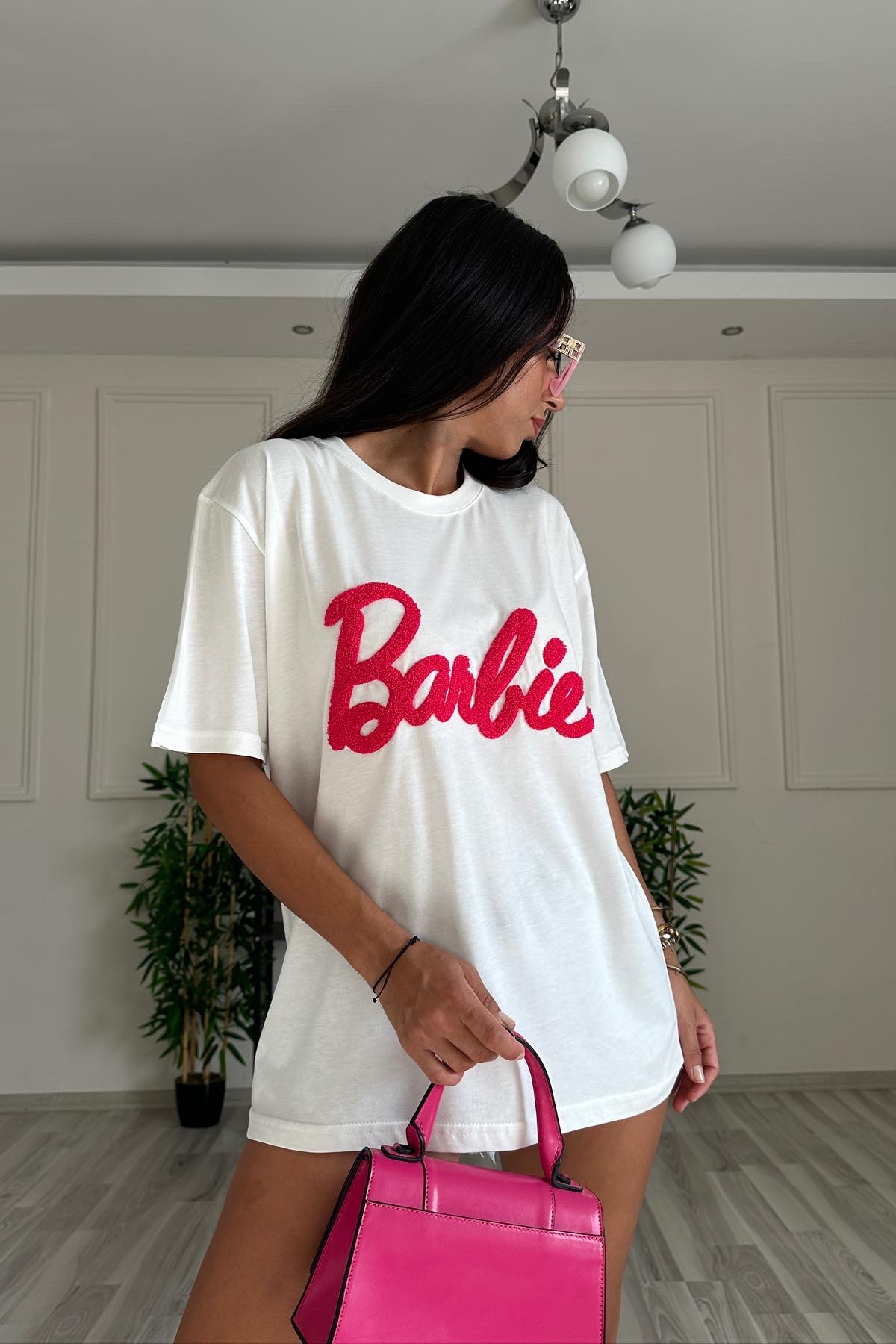 Beyaz Barbi Detay Bm Tshirt