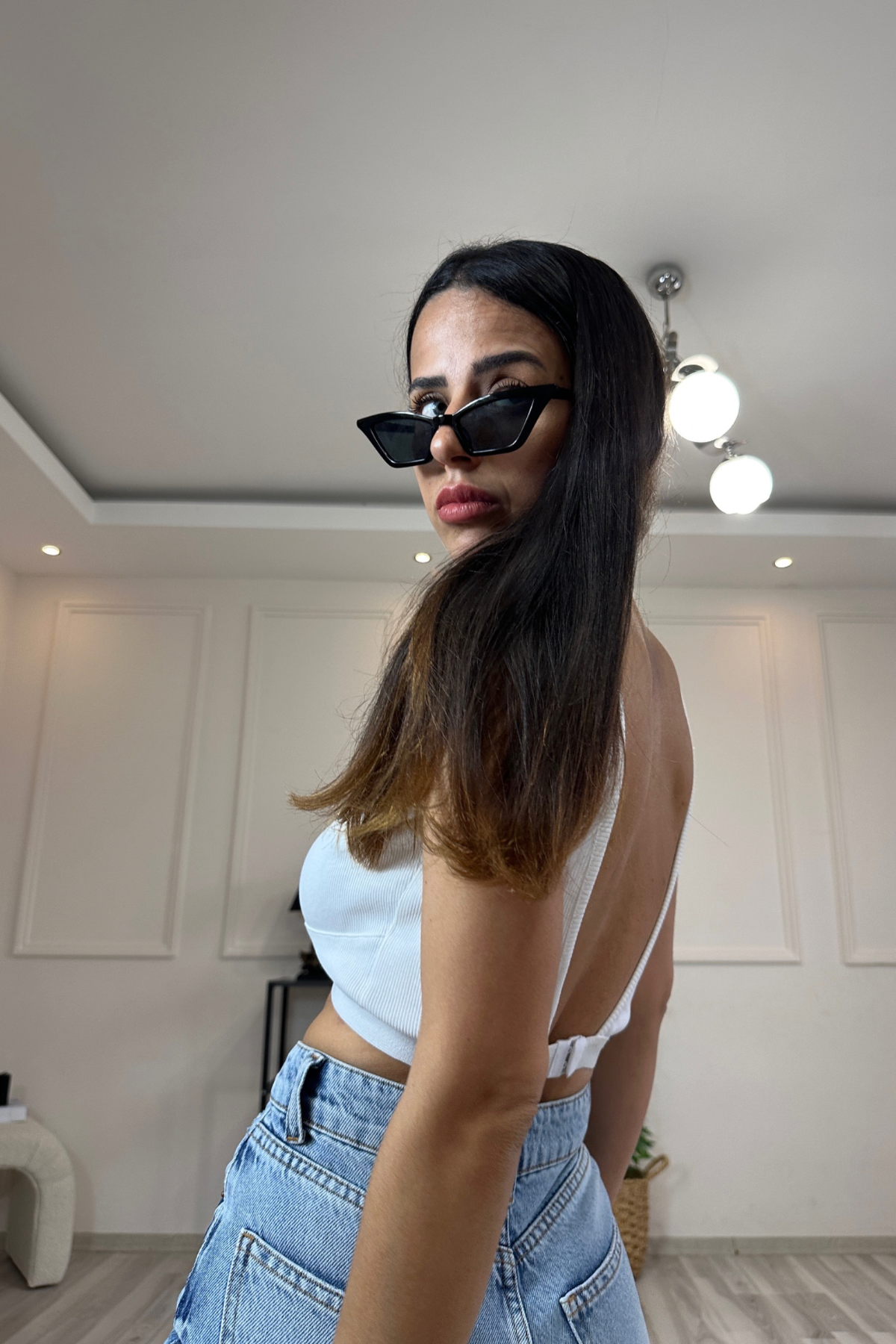 Beyaz Sta Fitilli Sırtı Açık Crop