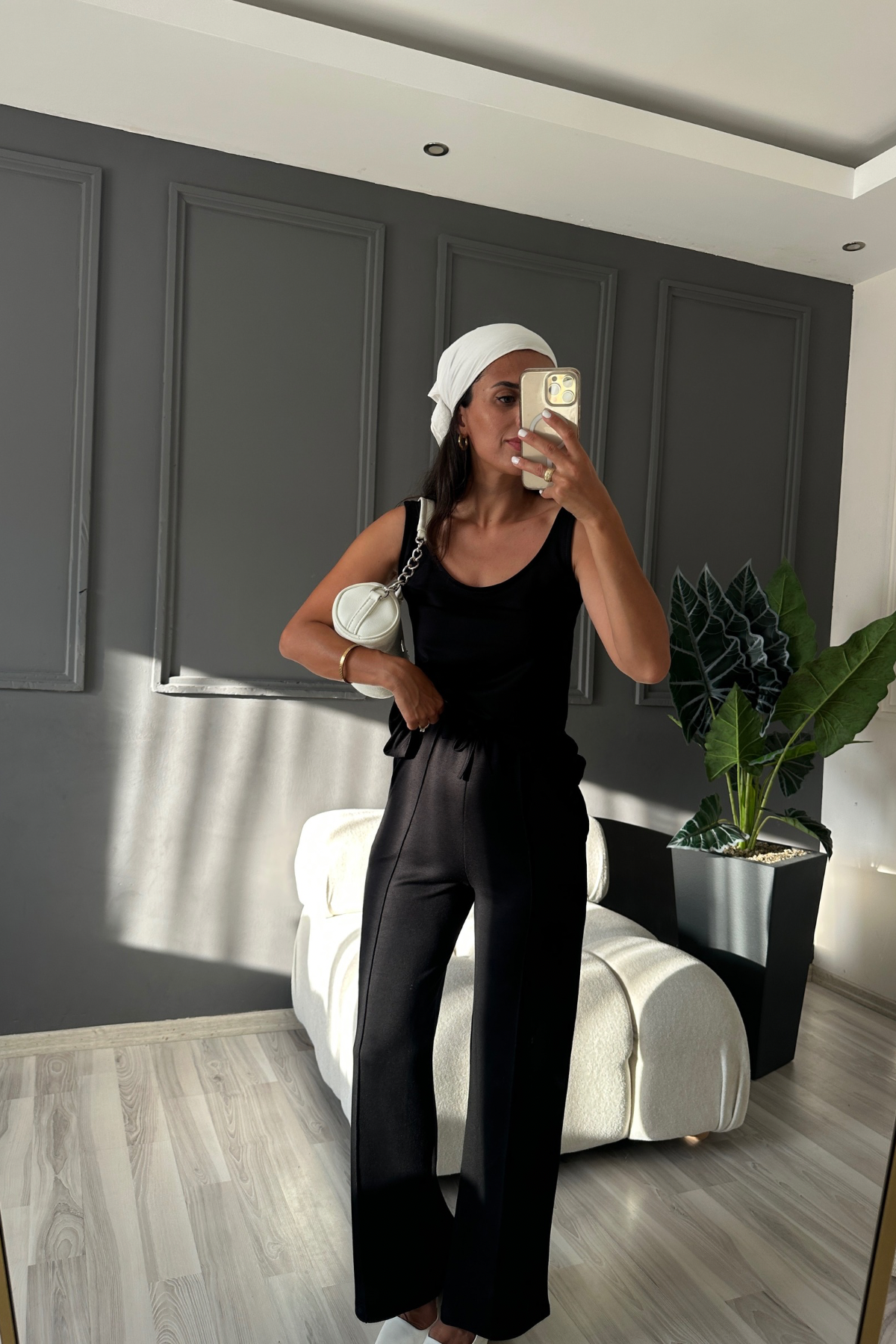 Kristal Siyah Dökümlü İkili Takım