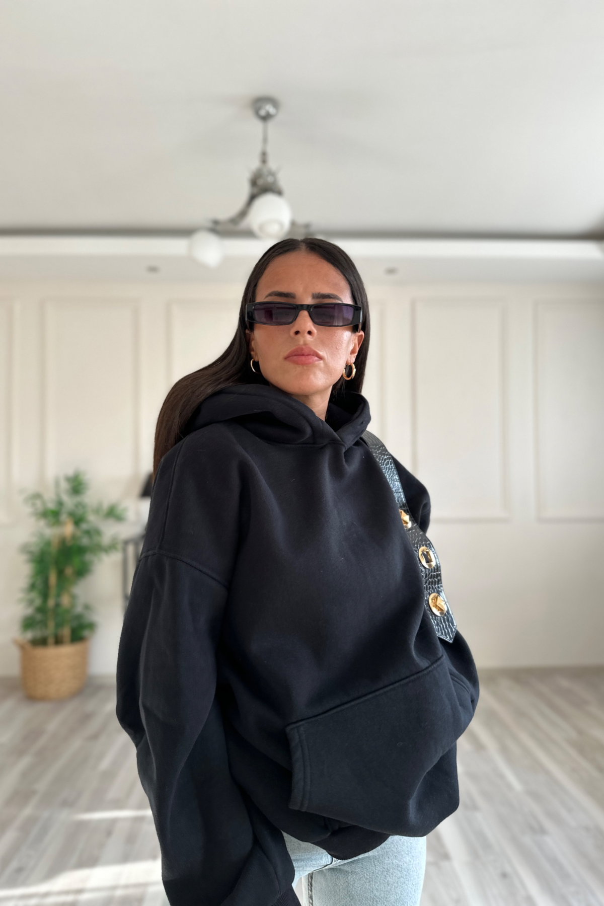 Life Is Ch Siyah Sweatshirt