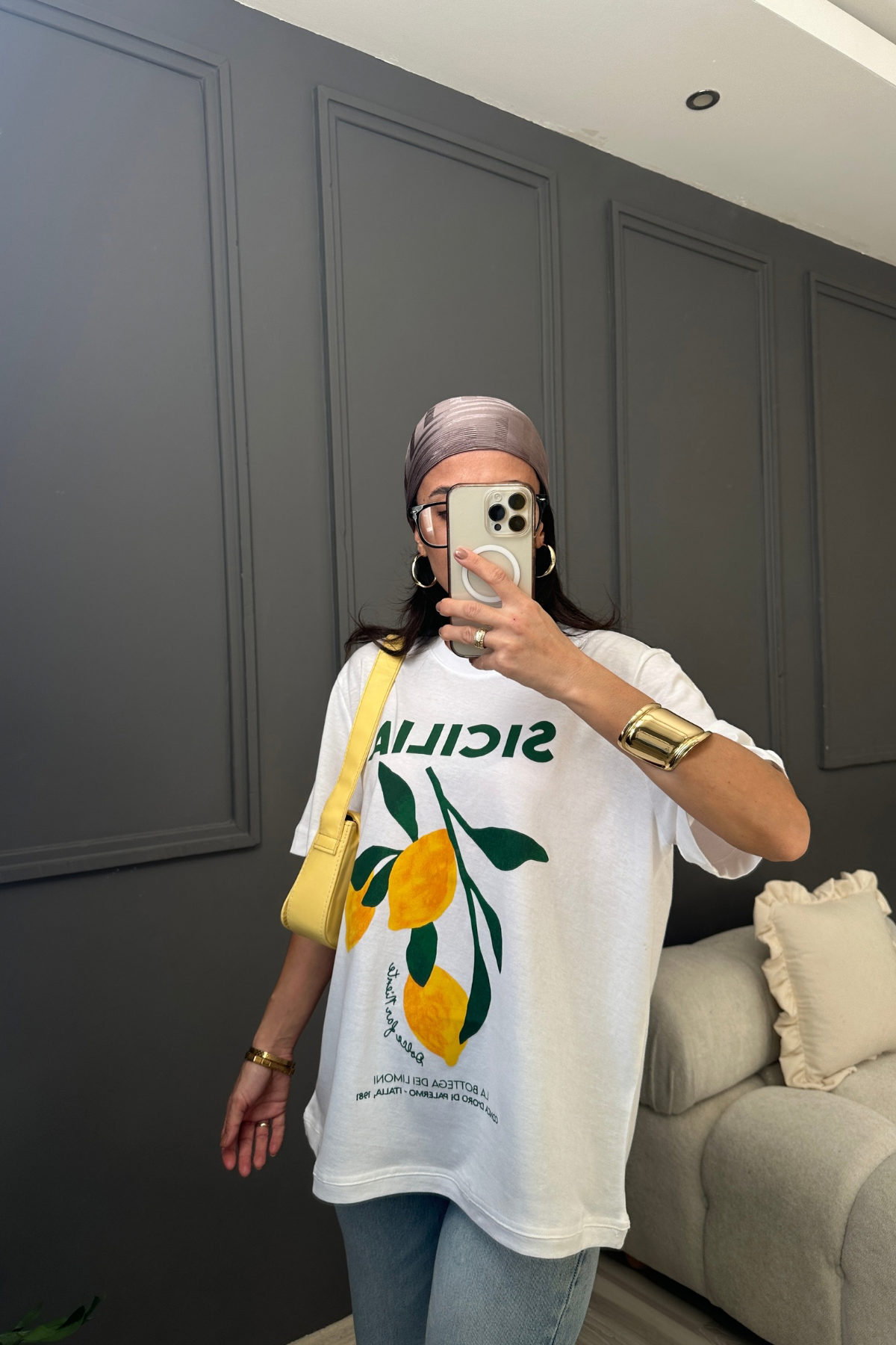 Limon Detay Beyaz Tshirt