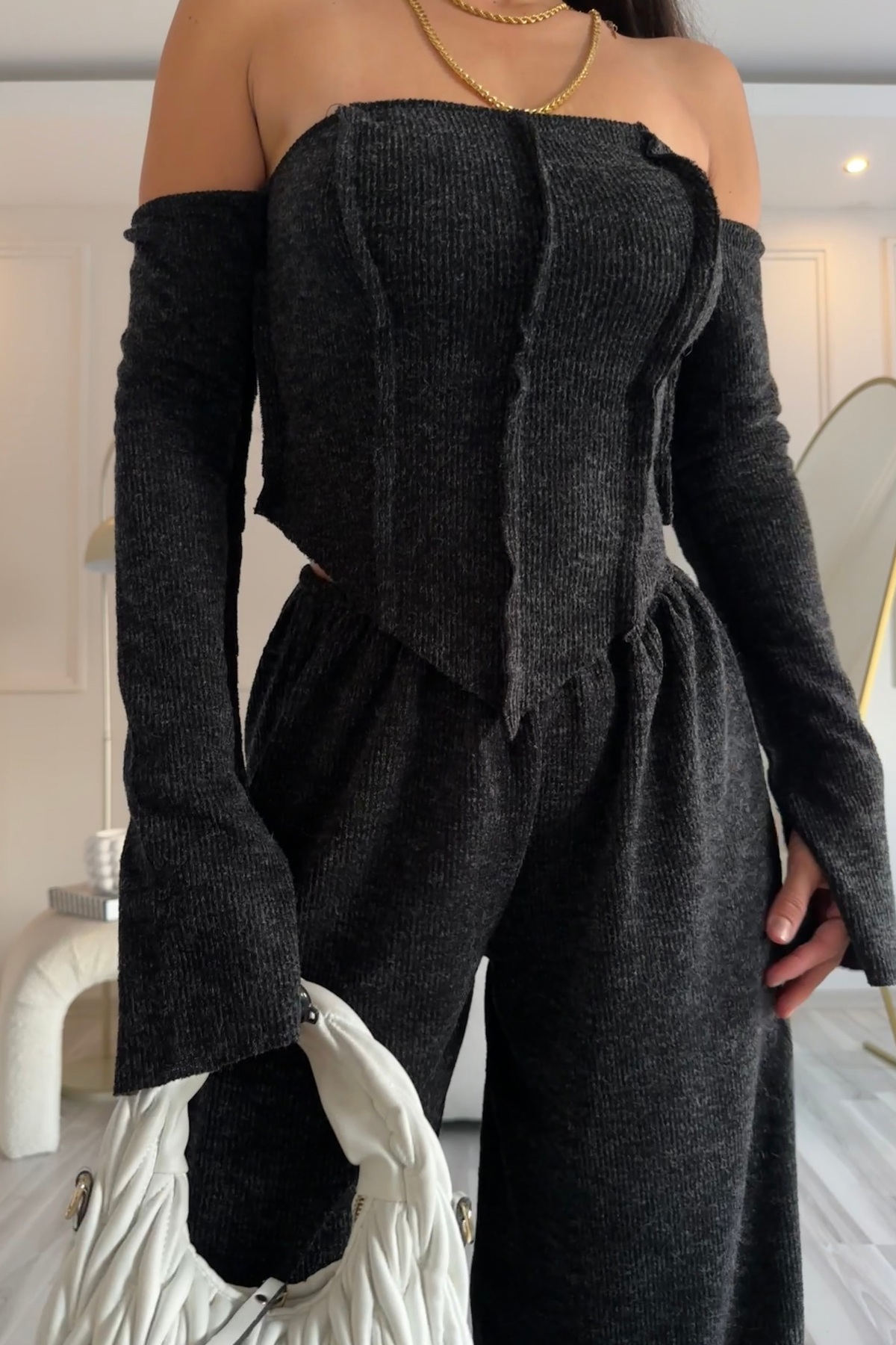 Örme Siyah Düşük Omuz Bluz ve Pantolon Takım