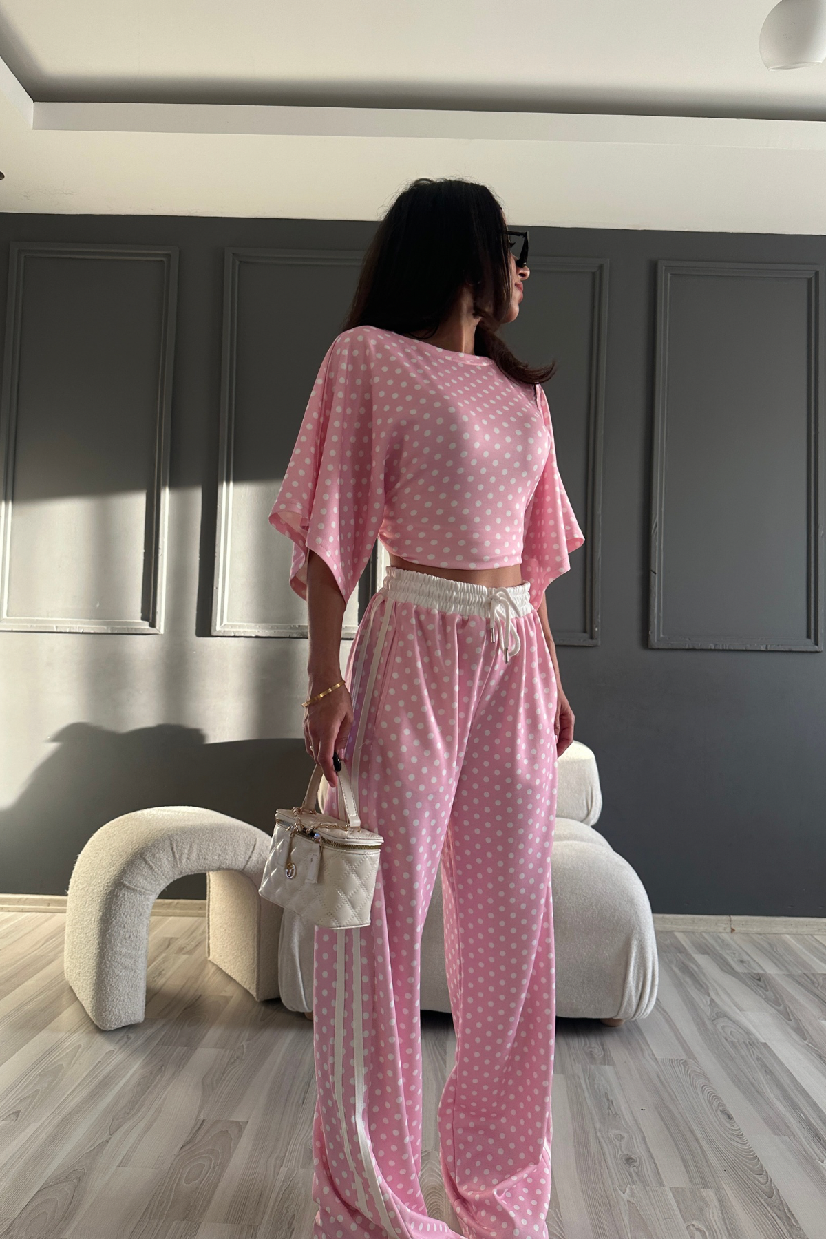 Pembe Şeritli Puantiye Takım