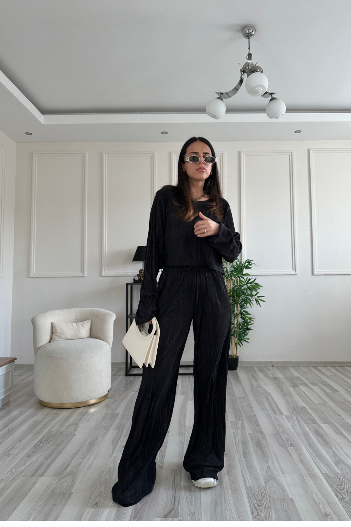 Siyah Akordiyon Kumaş Crop Takım