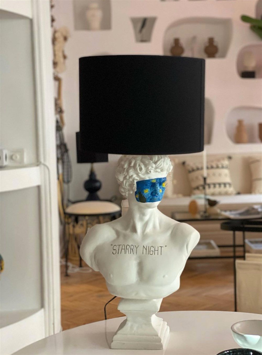 Siyah Kadife Heykel (mask) Abajur