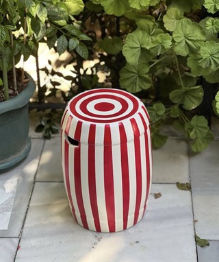 Betty Stool