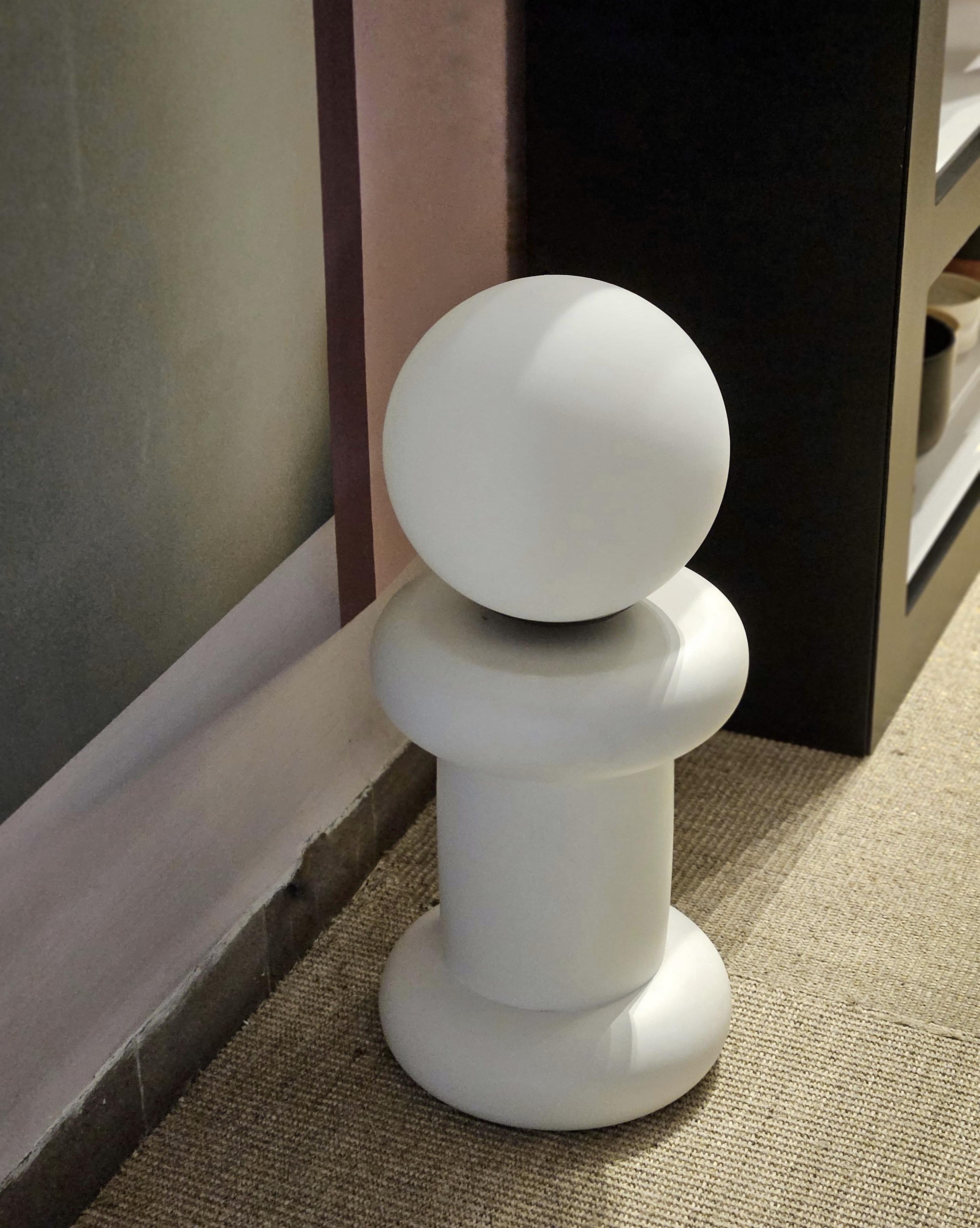 Beyaz Eleos Lambader