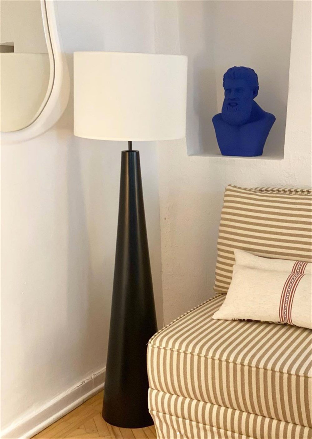 Siyah & Bej Ahşap Ceviz Lambader