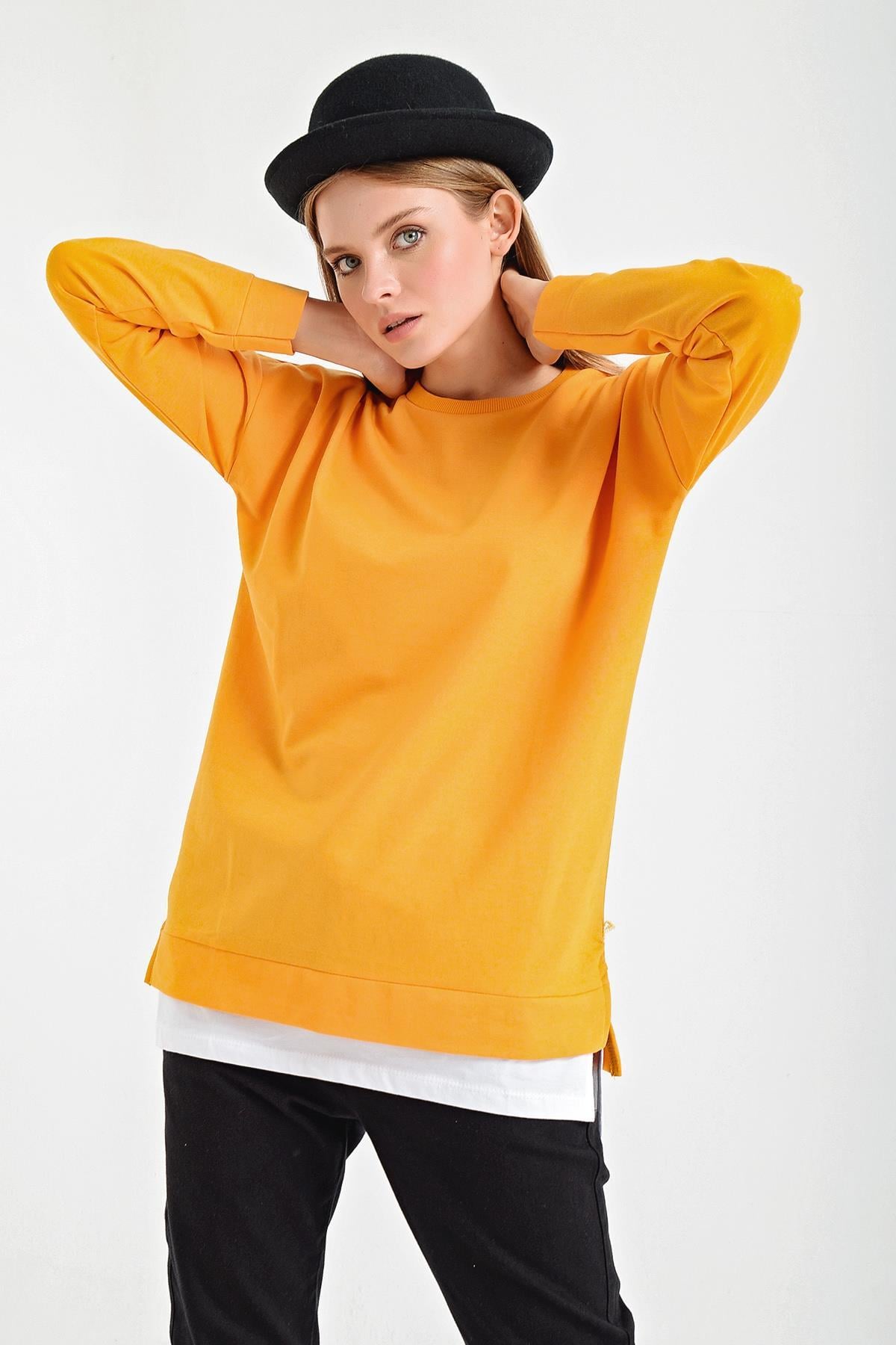 Eteği Çift Görünüm Detaylı Bisiklet Yaka Sweatshirt