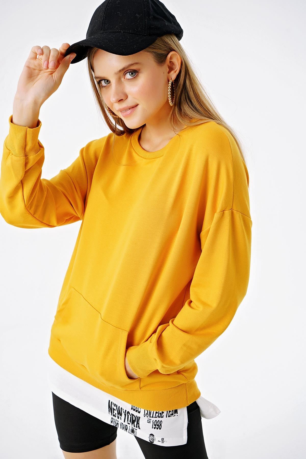 Kadın Arkası Harward Baskılı Çift Görünümlü Kanguru Cepli Oversize Sweatshirt