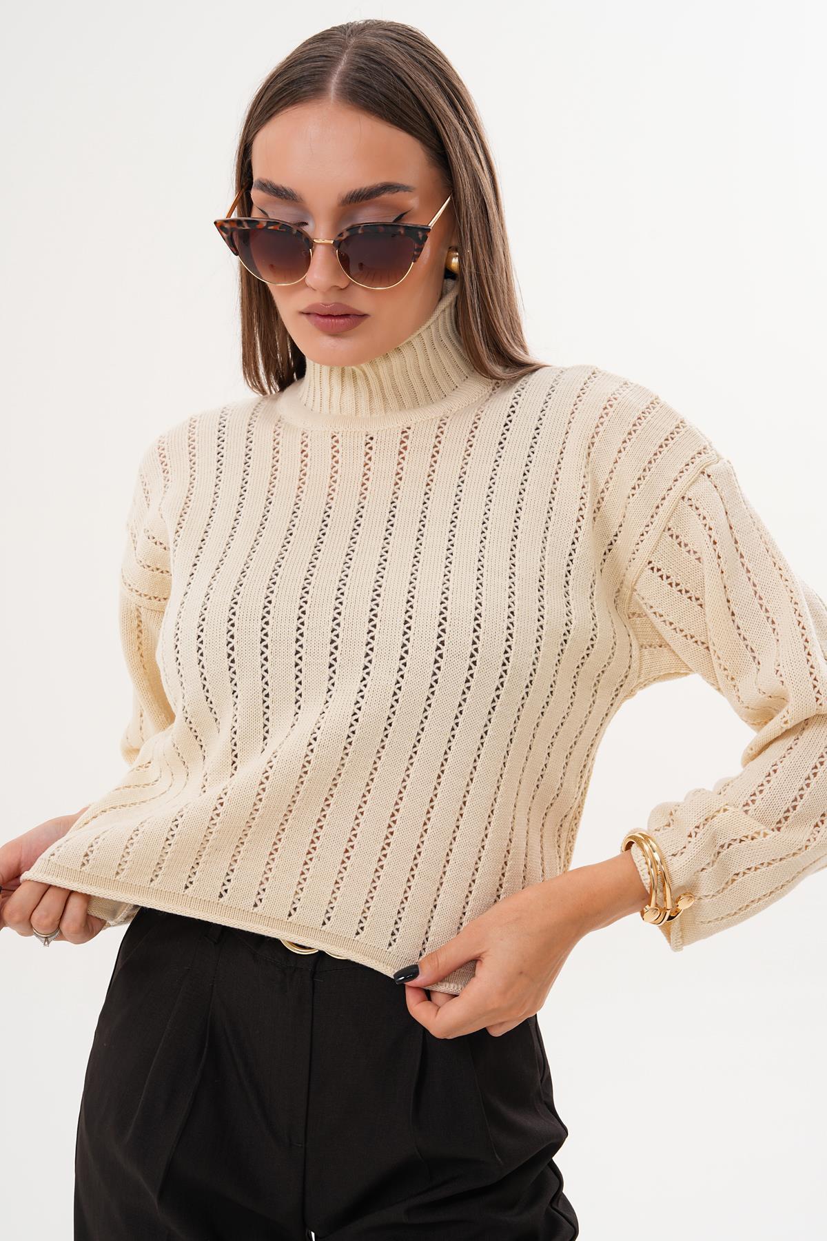 Kadın Balıkçı Yaka Delikli Triko Örme Kazak 255106 -