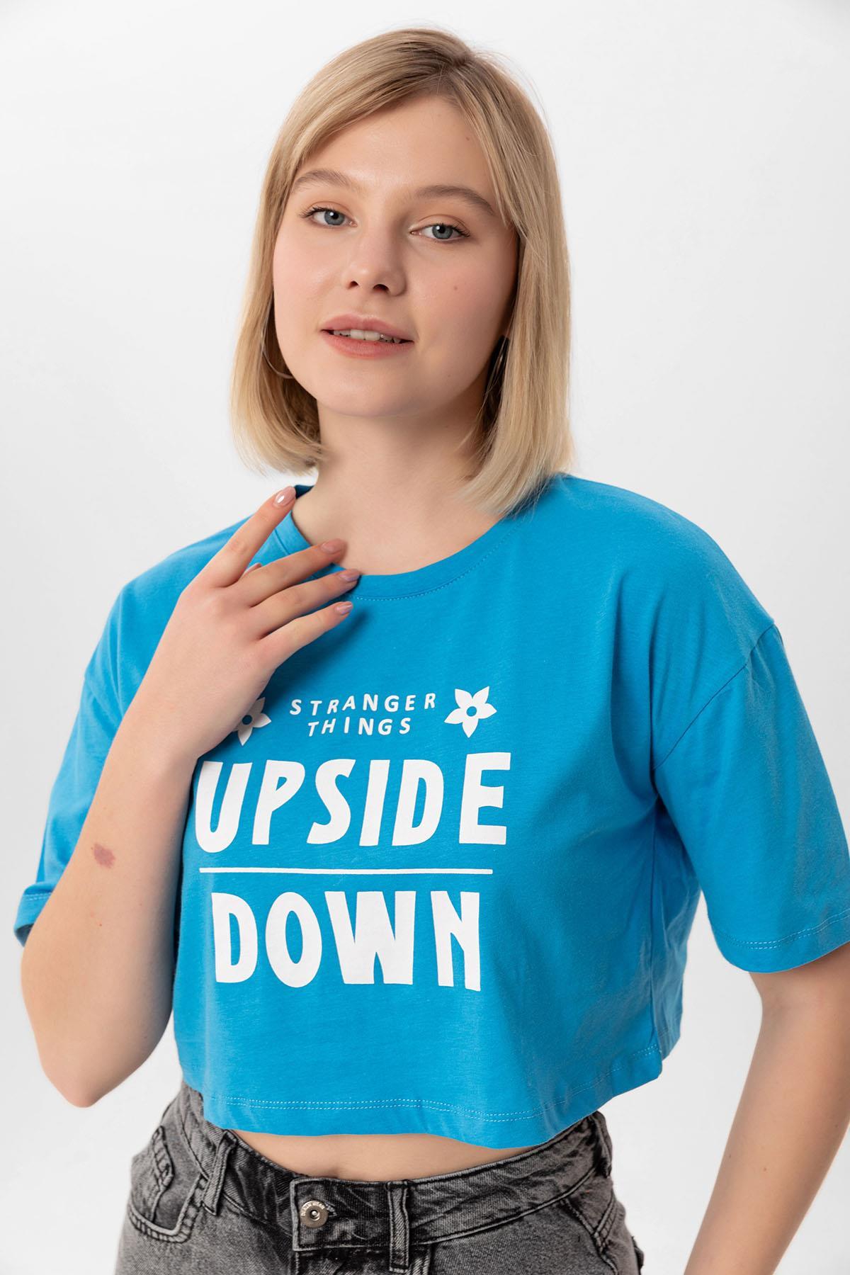 Kadın Baskı Desenli Salaş Kısa Tişört