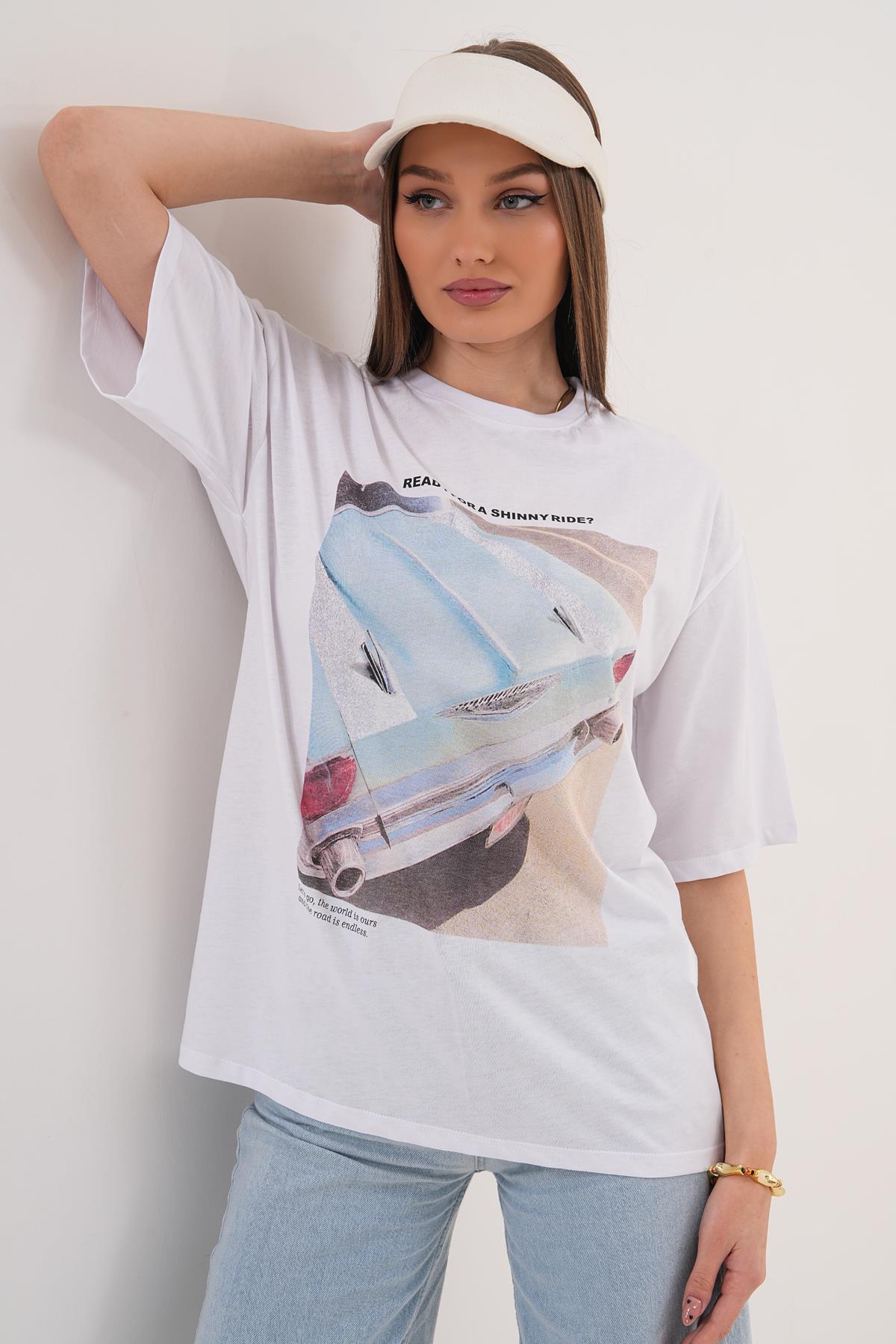 Kadın Baskı Detaylı Bisiklet Yaka Oversize Tişört - 260070