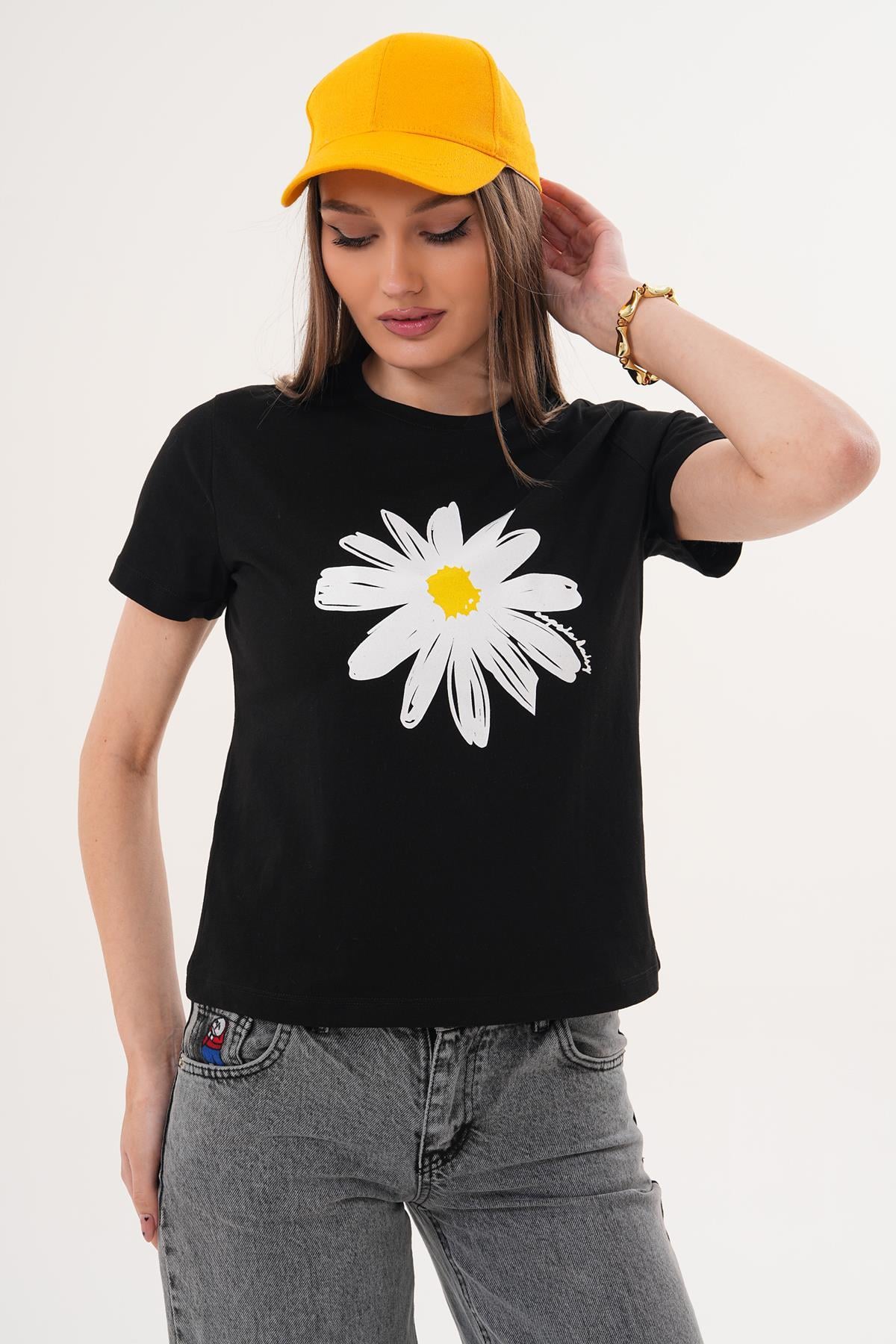 Kadın Baskı Detaylı Bisiklet Yaka Tişört - 260051