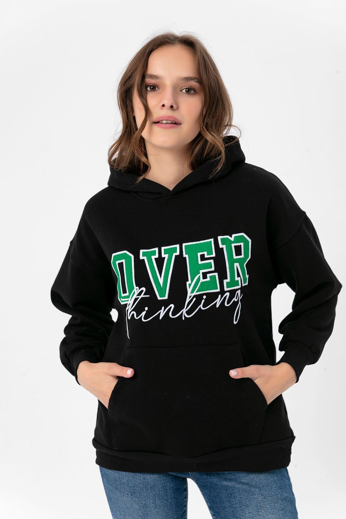 Kadın Baskı Detaylı Kanguru Cepli Kapüşonlu Üç İplik Sweatshirt 235004 -