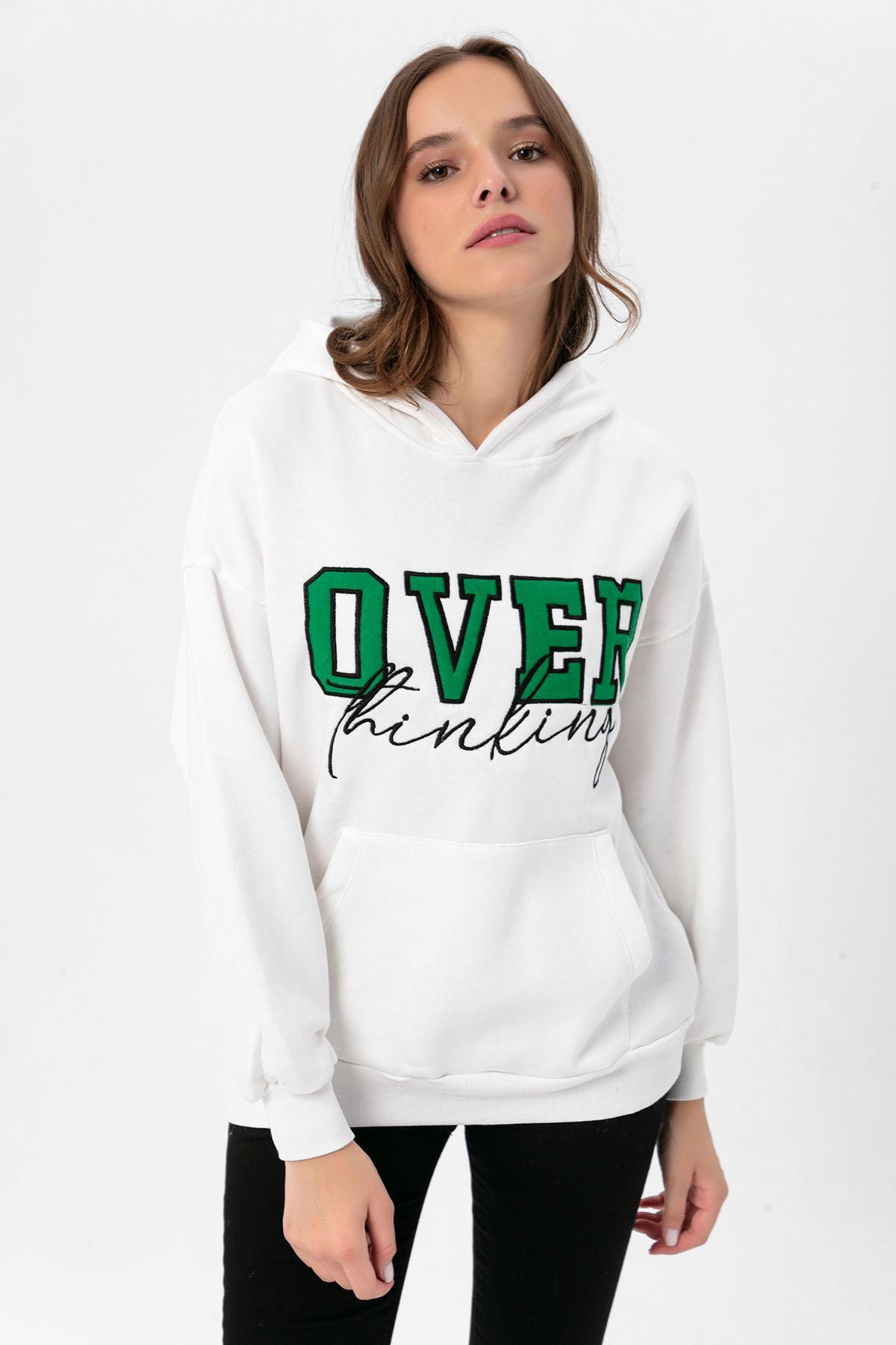 Kadın Baskı Detaylı Kanguru Cepli Kapüşonlu Üç İplik Sweatshirt 235004 -