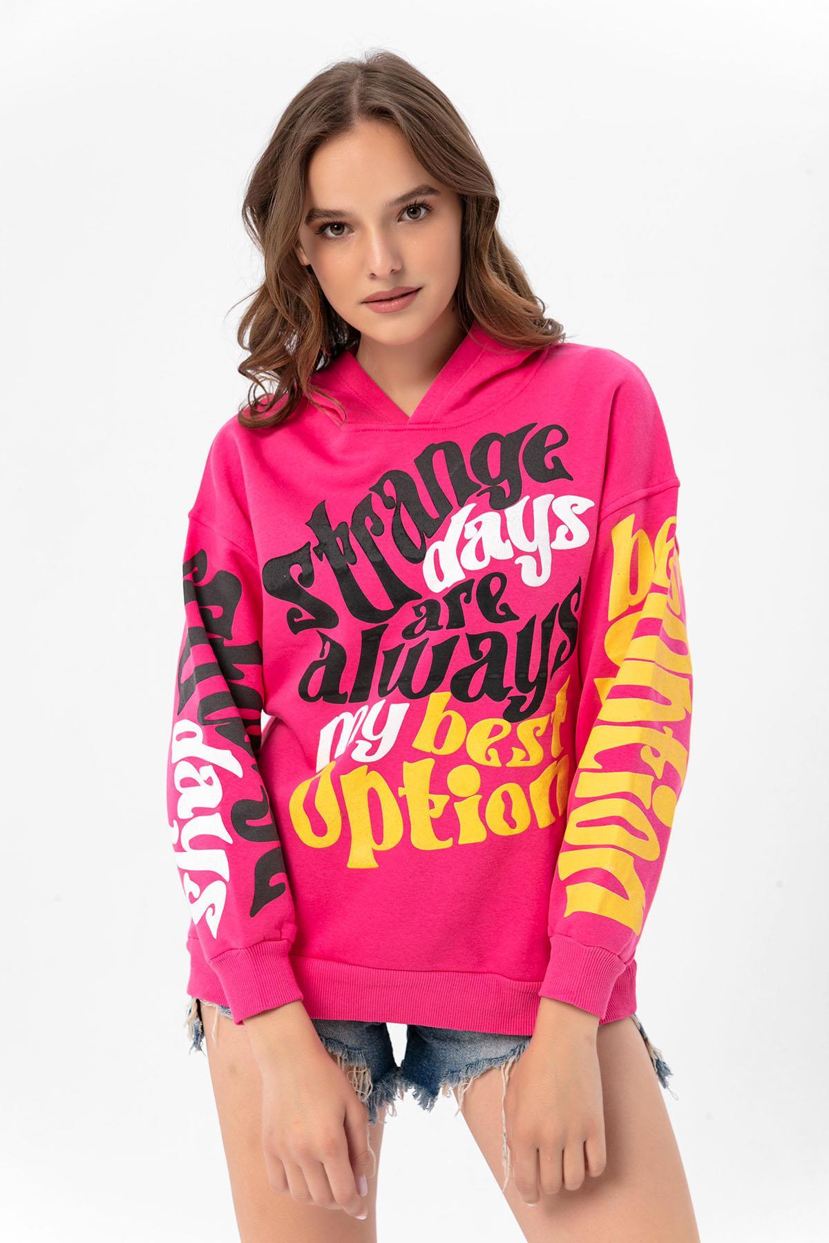 Kadın Baskı Detaylı Kapüşonlu Üç İplik Oversize Sweatshirt 235006 -